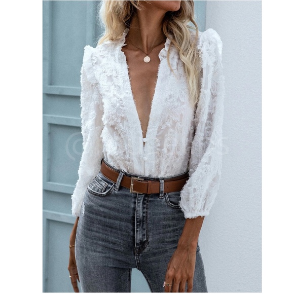 White Casual Textured Shirt Button Up Down Floral - Picture 2 of 16